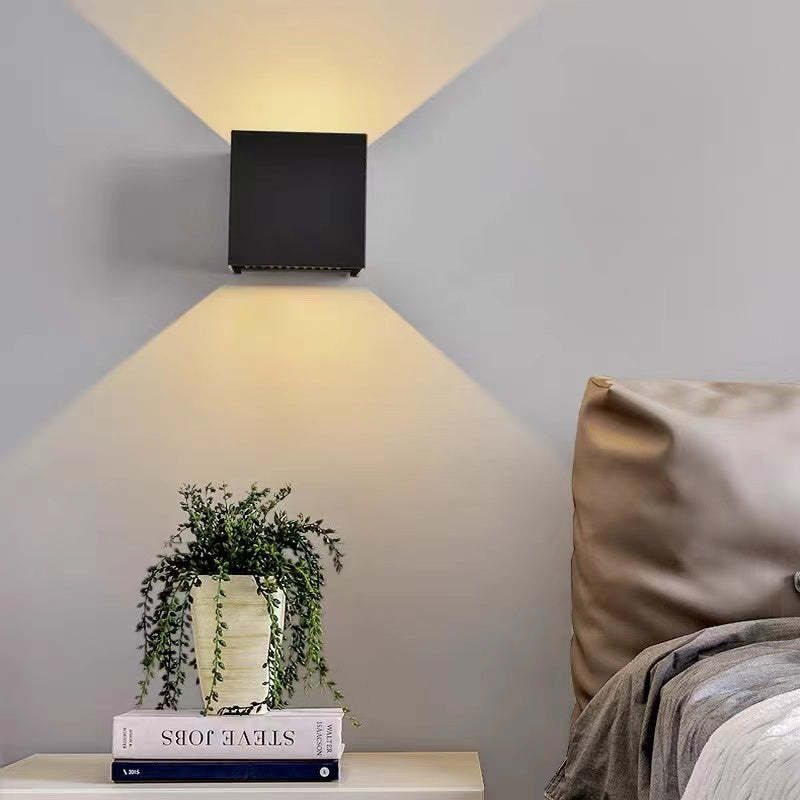Ray Moderno Doble Foco Metal Aplique de Pared Exterior Negro/Blanco