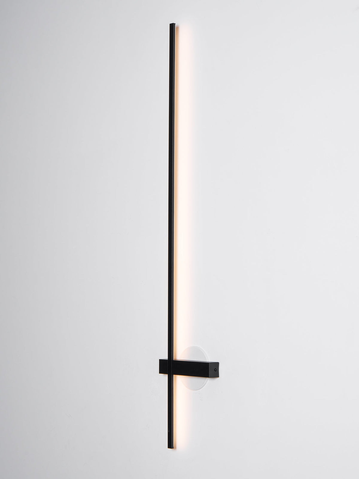 Mesv aplique de pared lineal recargable negro