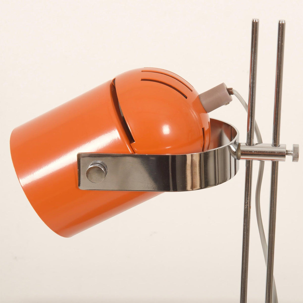Kerion lámpara de mesa industrial