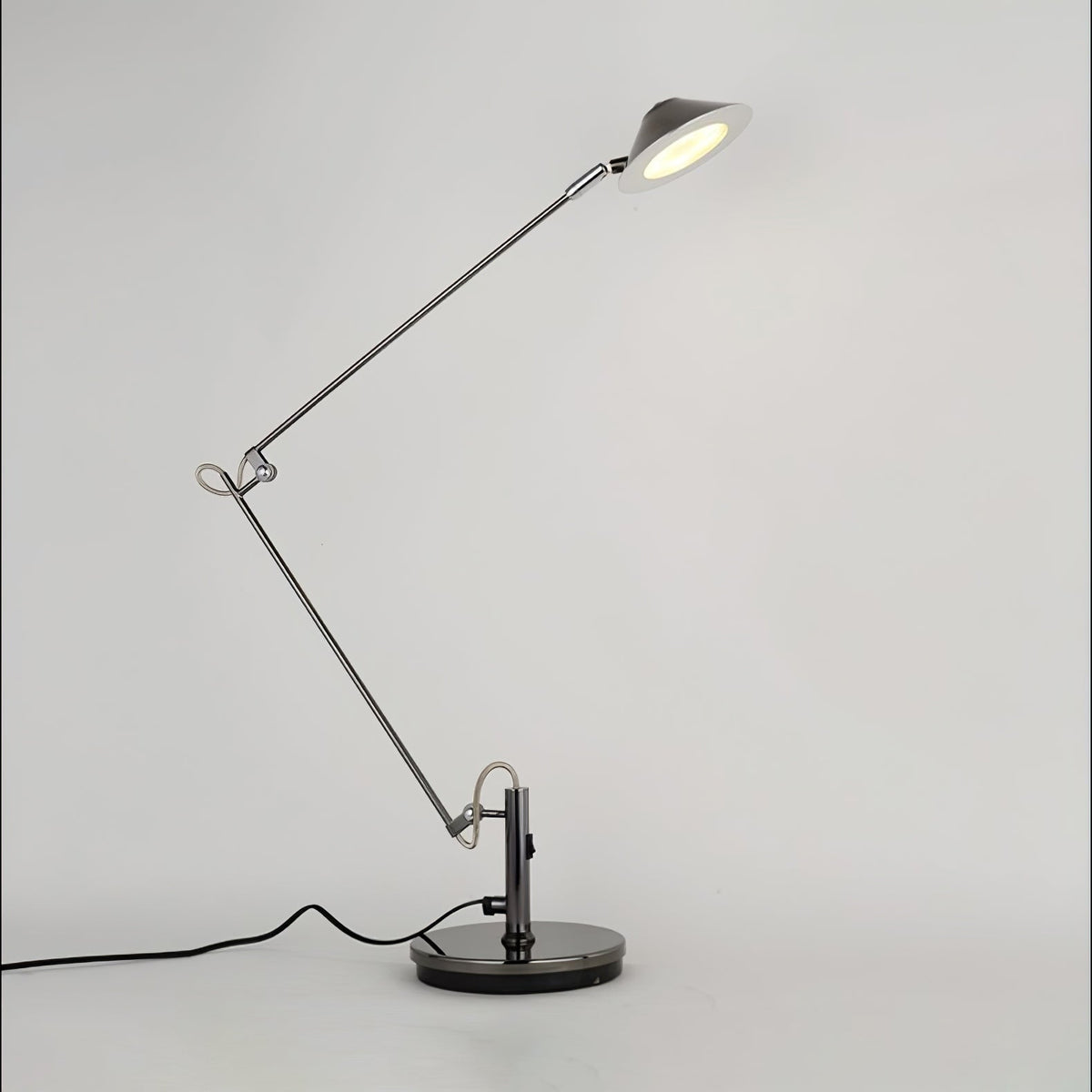 Queden lámpara de mesa minimalista para oficina