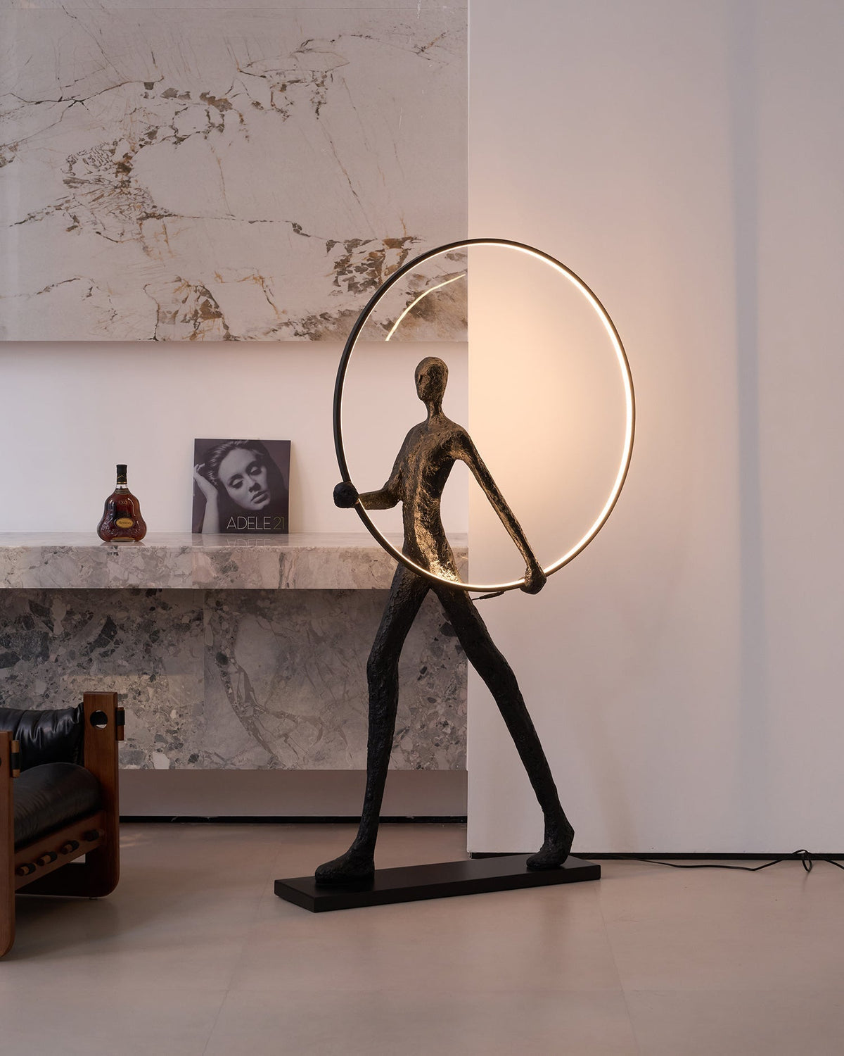 Cirarelia lámpara de pie Escultura Figura LED