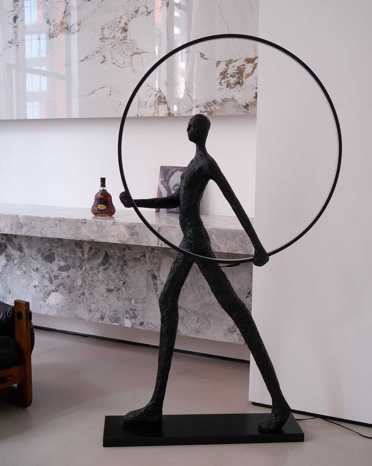 Cirarelia lámpara de pie Escultura Figura LED