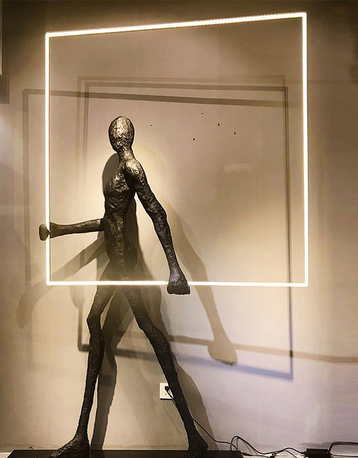 Cirarelia lámpara de pie Escultura Figura LED