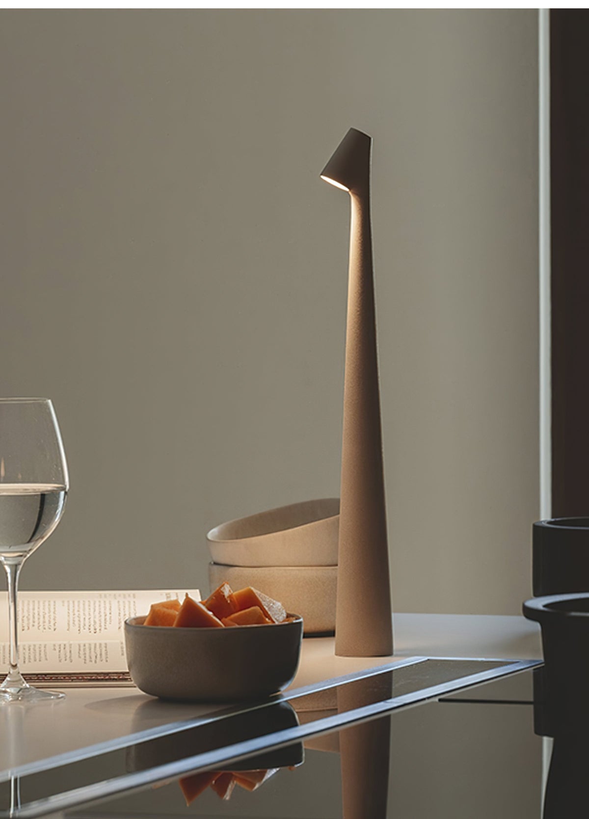 Nirerora lámpara de mesa de acrílico minimalista