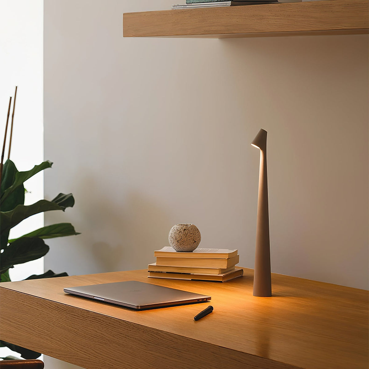 Nirerora lámpara de mesa de acrílico minimalista