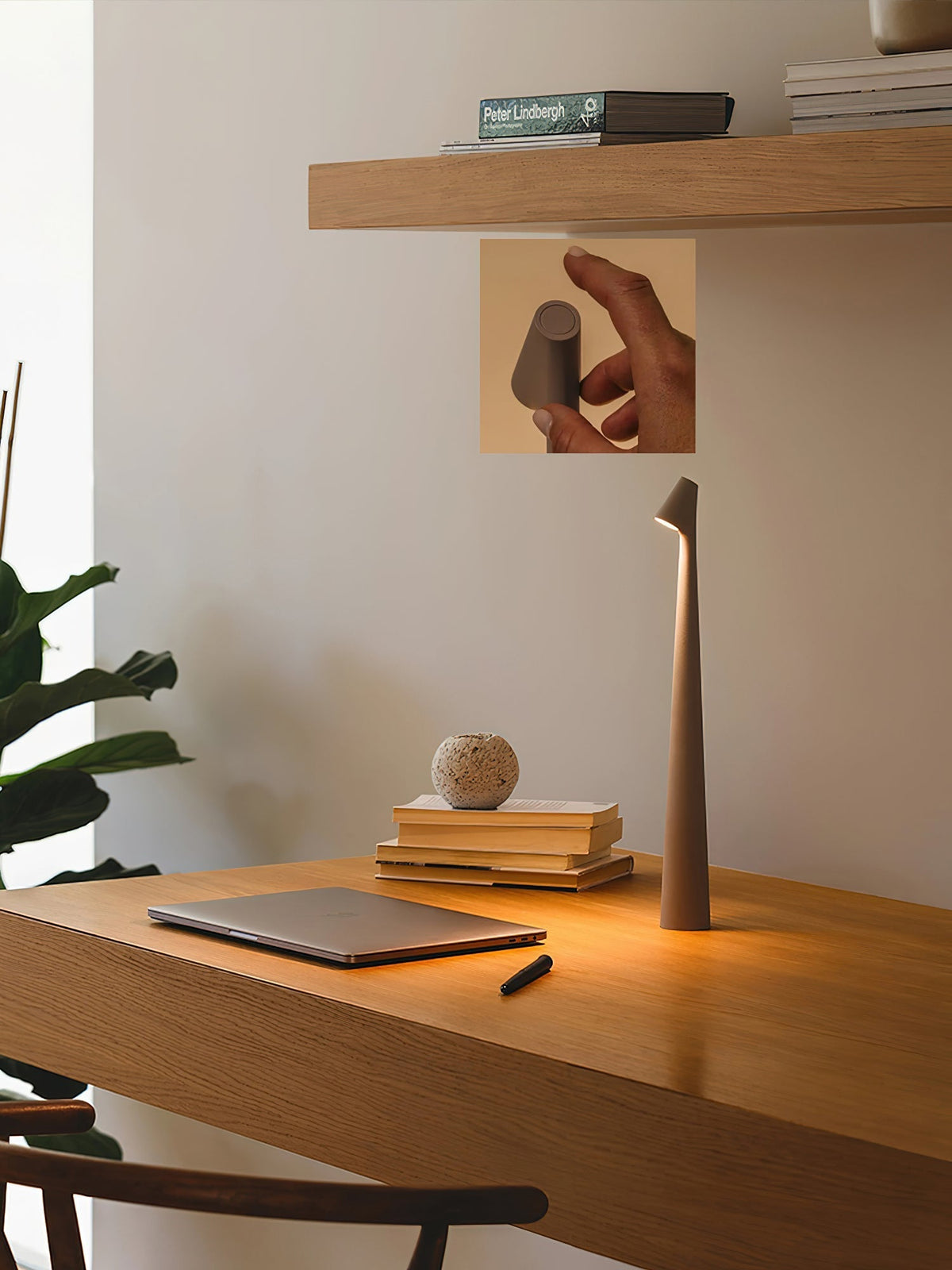 Nirerora lámpara de mesa de acrílico minimalista