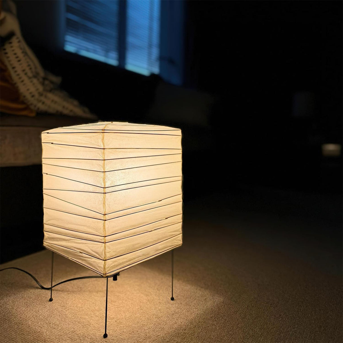 Tavina lámpara de mesa