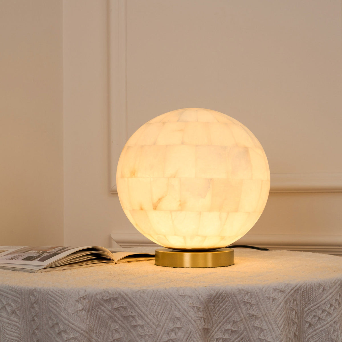 Lámpara de mesa de alabastro