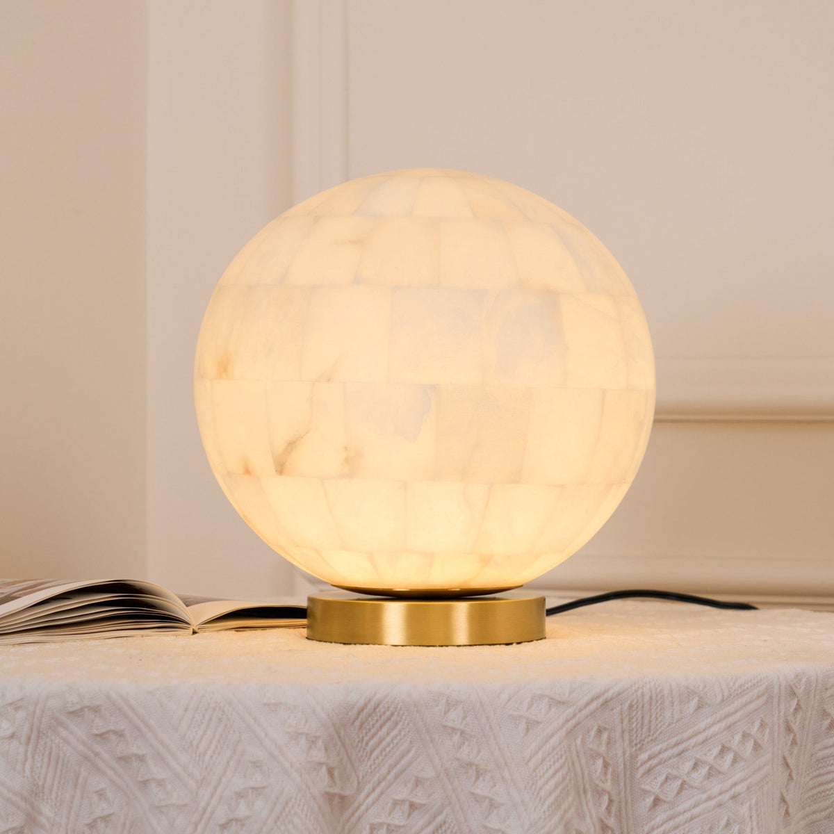 Lámpara de mesa de alabastro