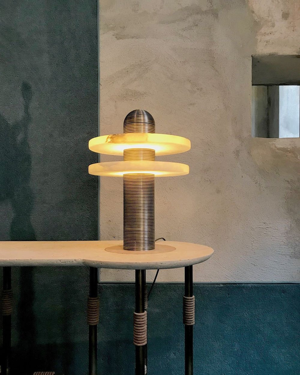 Nerio lámpara de mesa moderna de alabastro