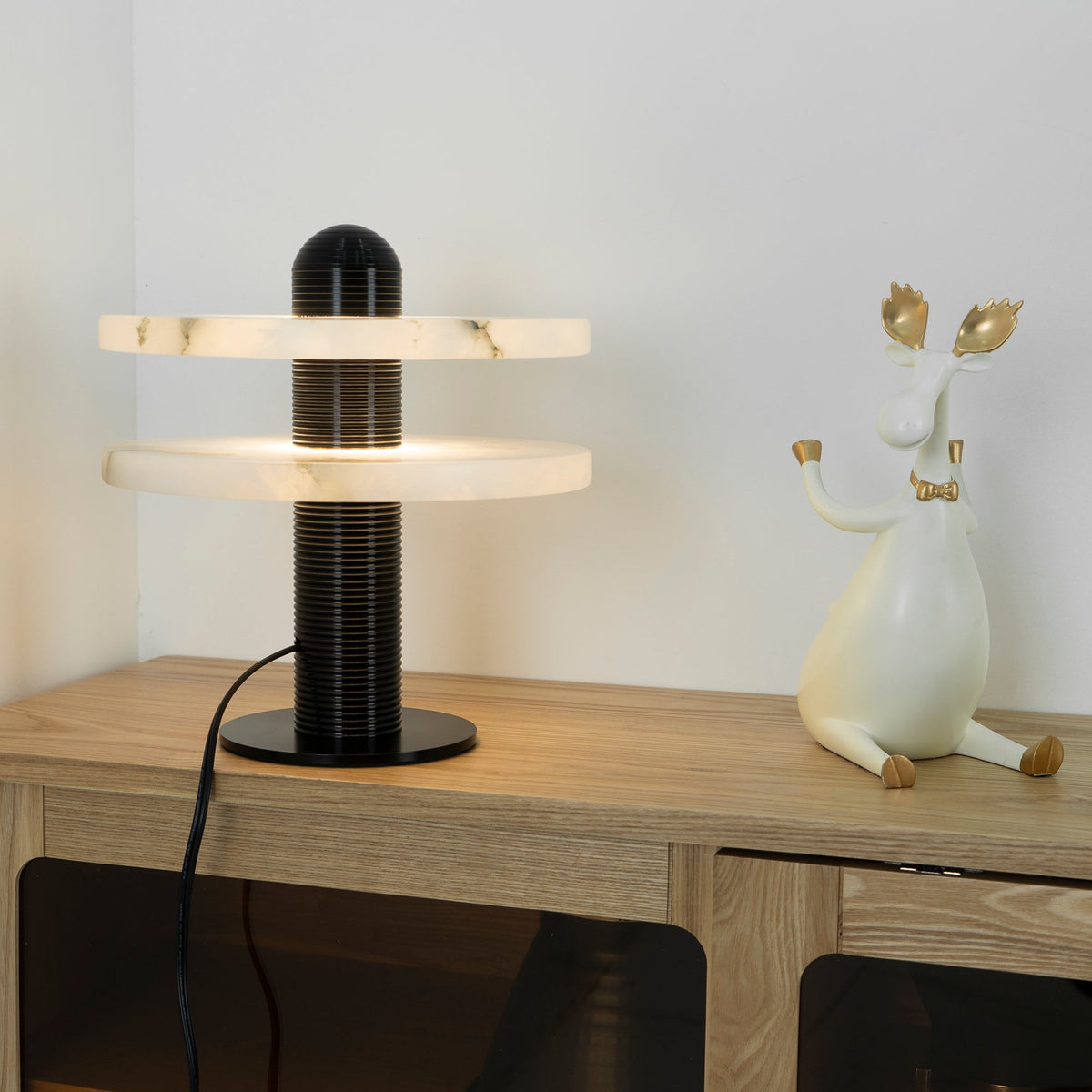 Nerio lámpara de mesa moderna de alabastro
