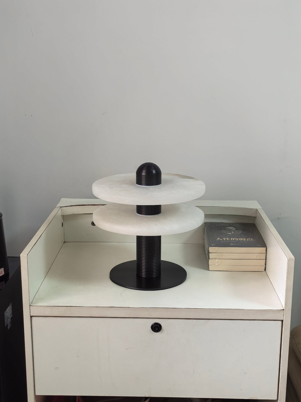 Nerio lámpara de mesa moderna de alabastro