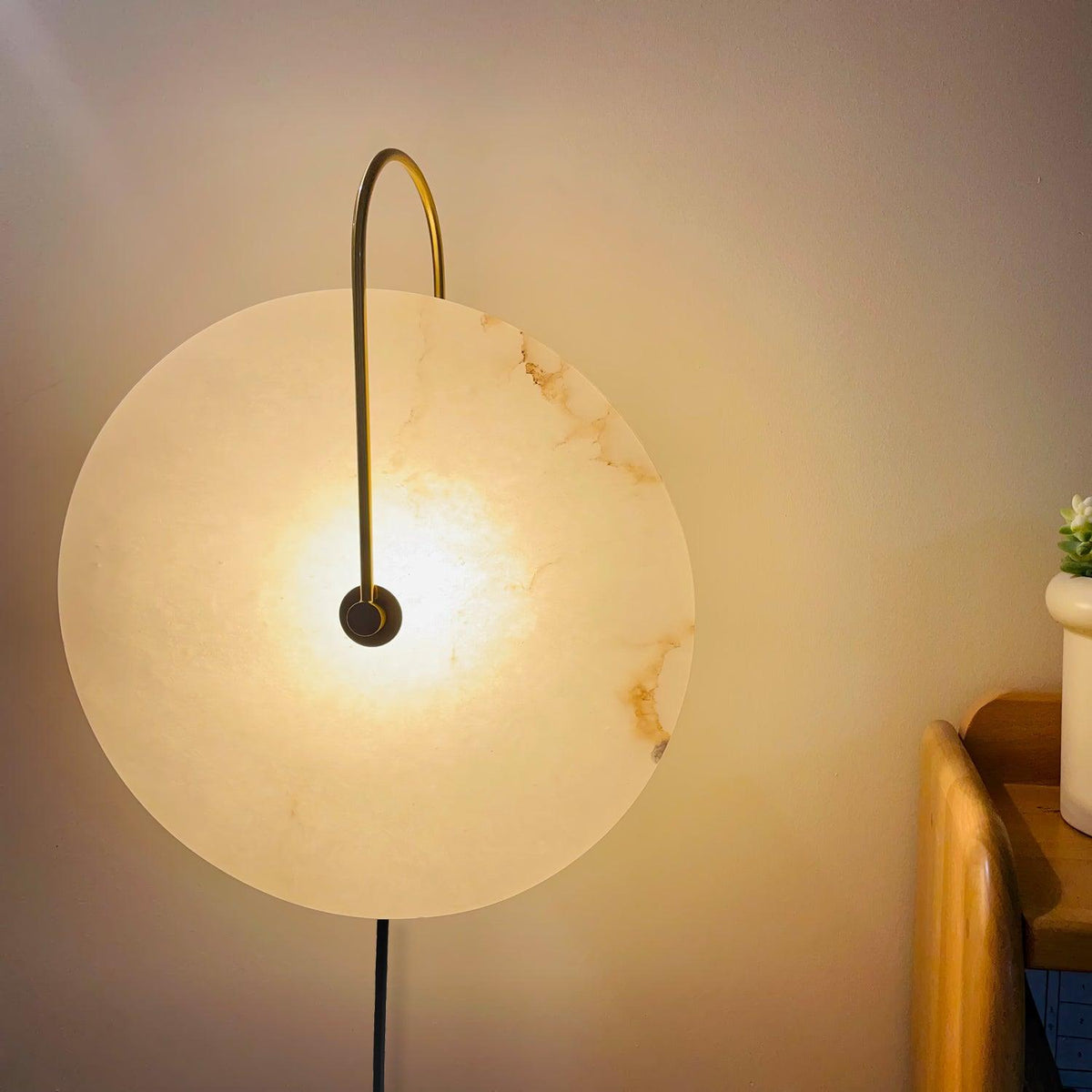 Albeaine aplique de pared de globo en alabastro con enchufe