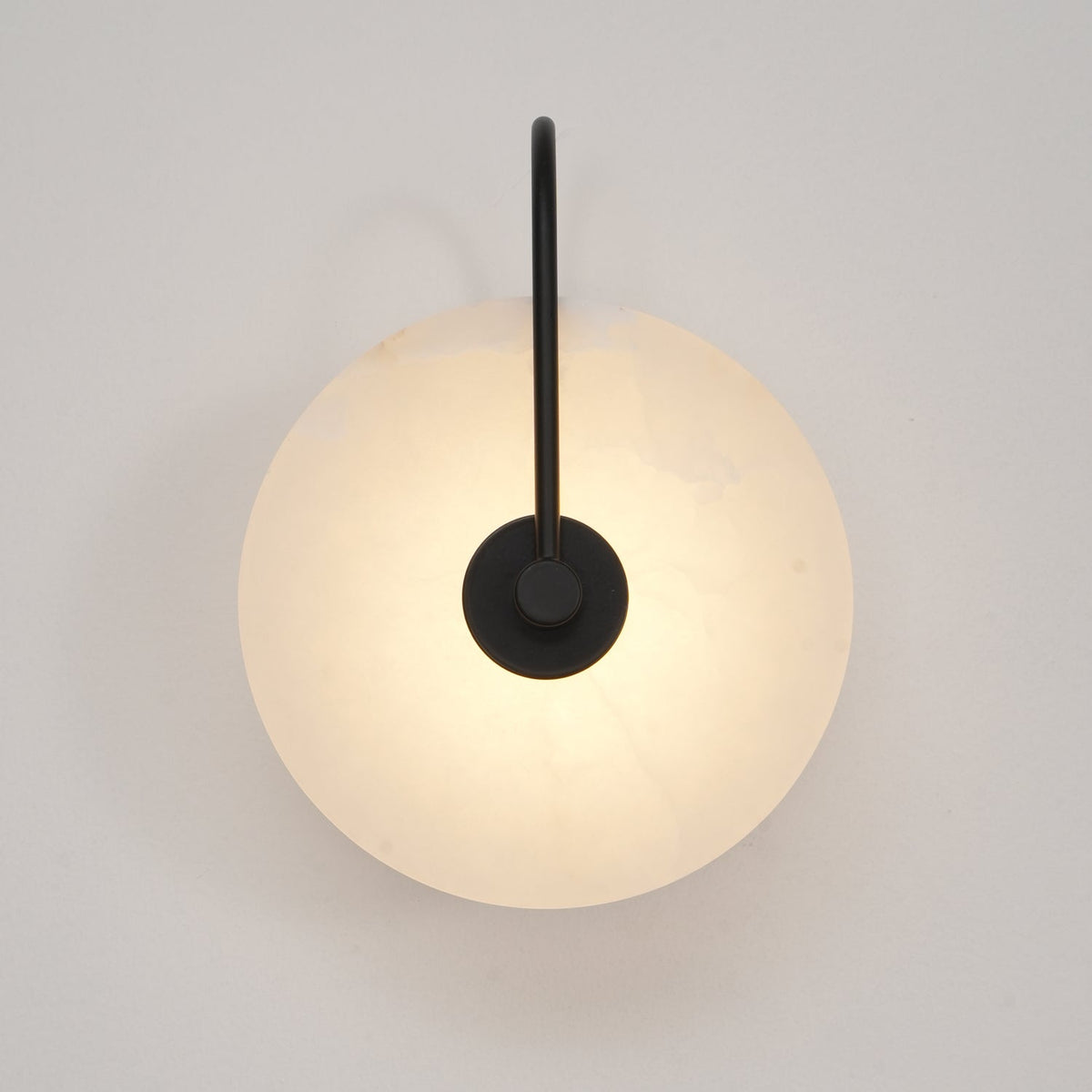 Albeenne aplique de pared con globo de alabastro