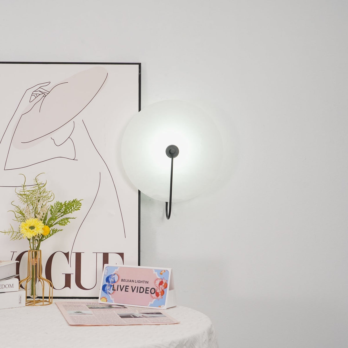 Albeenne aplique de pared con globo de alabastro