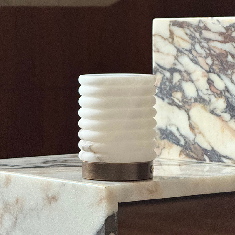 Nereid lámpara de mesa