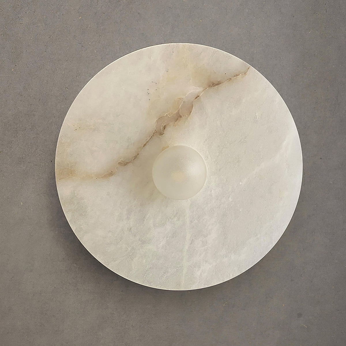 Nivaenne aplique de pared con placa trasera de alabastro