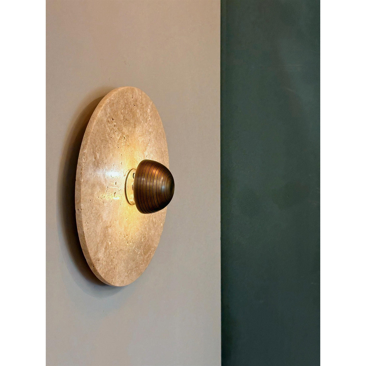 Orinthia aplique de pared