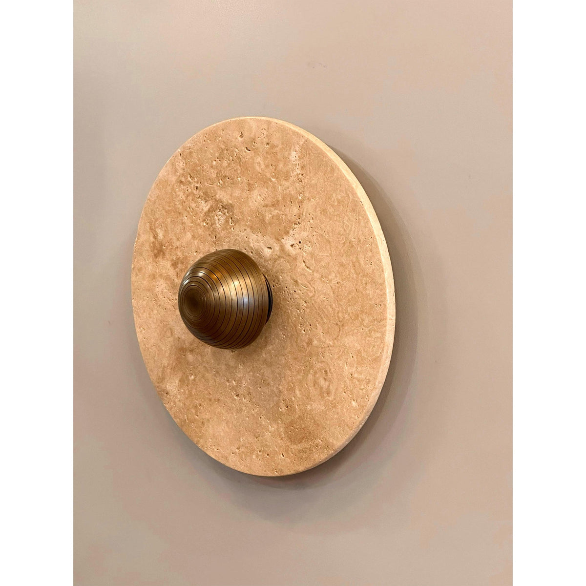 Orinthia aplique de pared