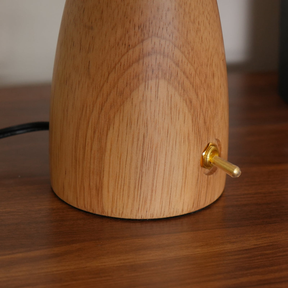 Ianthe lámpara de mesa