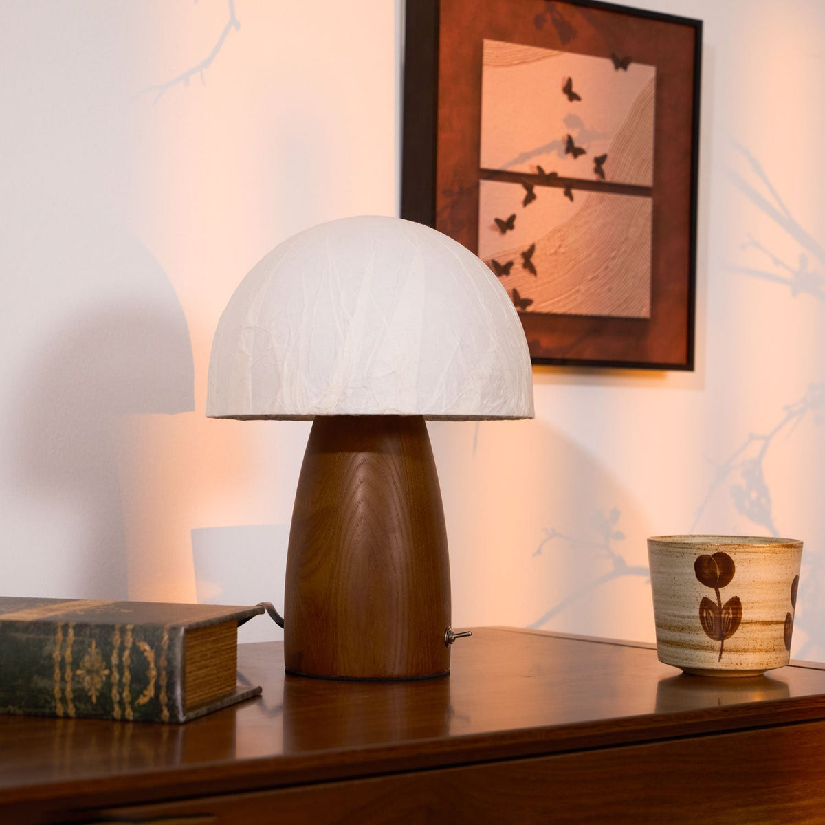 Nimbus lámpara de mesa de madera y tela