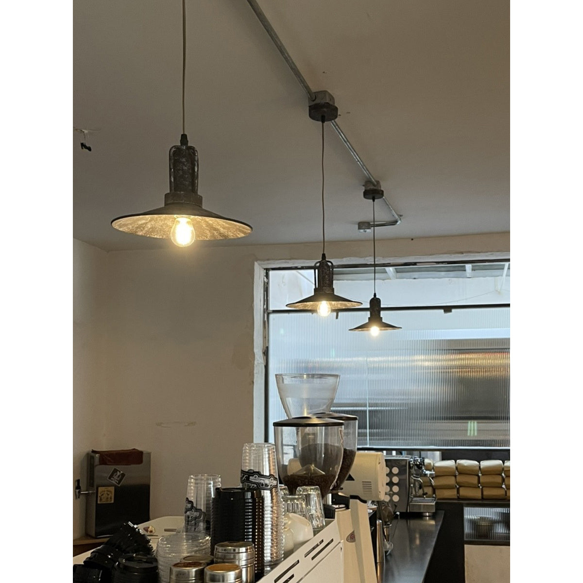 Yrvuvyi lámpara colgante moderna minimalista industrial de metal