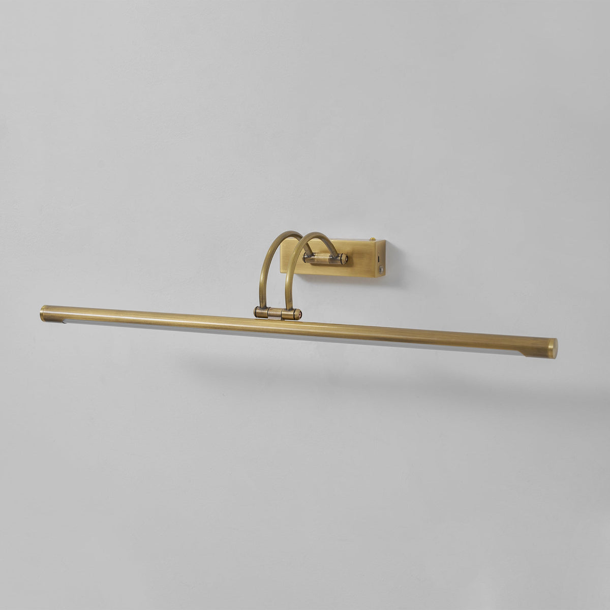 Rovienne aplique de pared