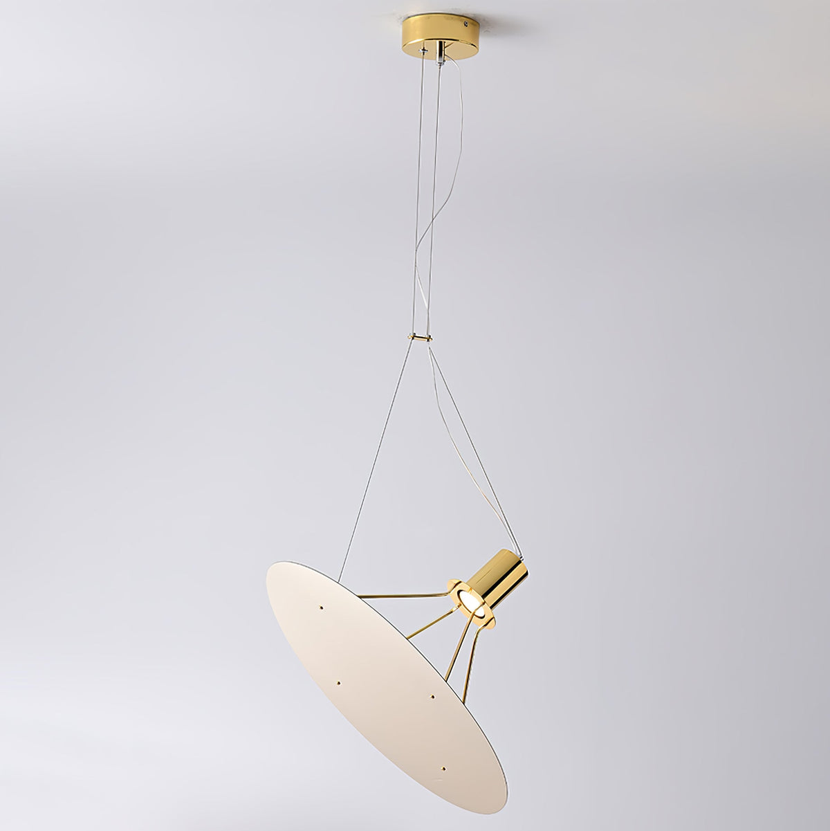 Brio lámpara colgante minimalista de acero