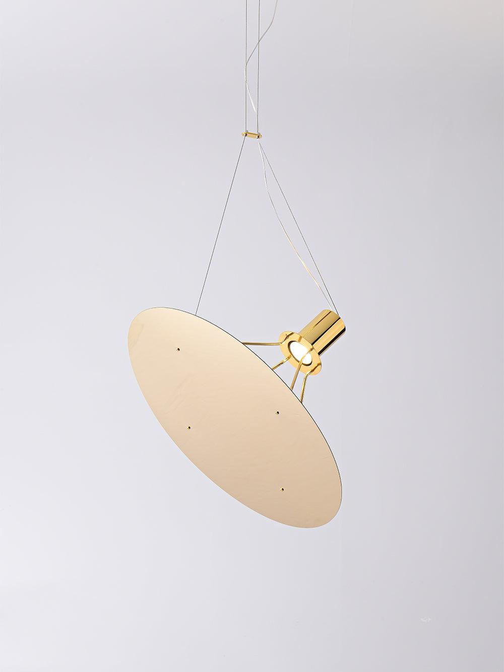 Brio lámpara colgante minimalista de acero