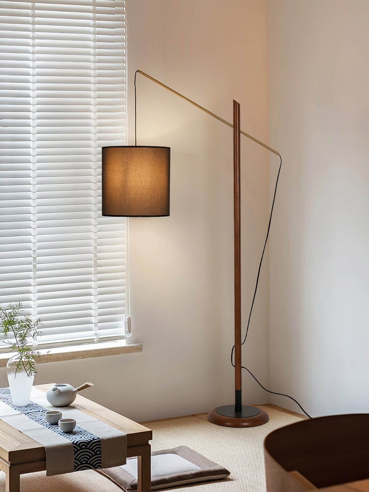 Nyvariol lámpara de pie minimalista de madera