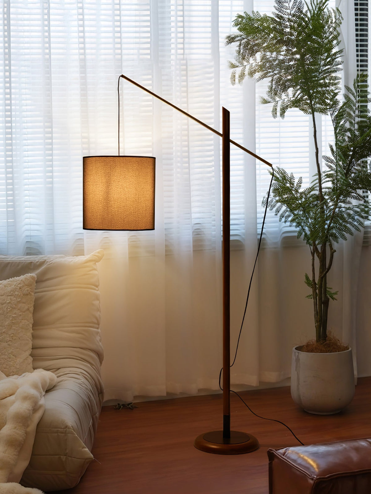 Nyvariol lámpara de pie minimalista de madera