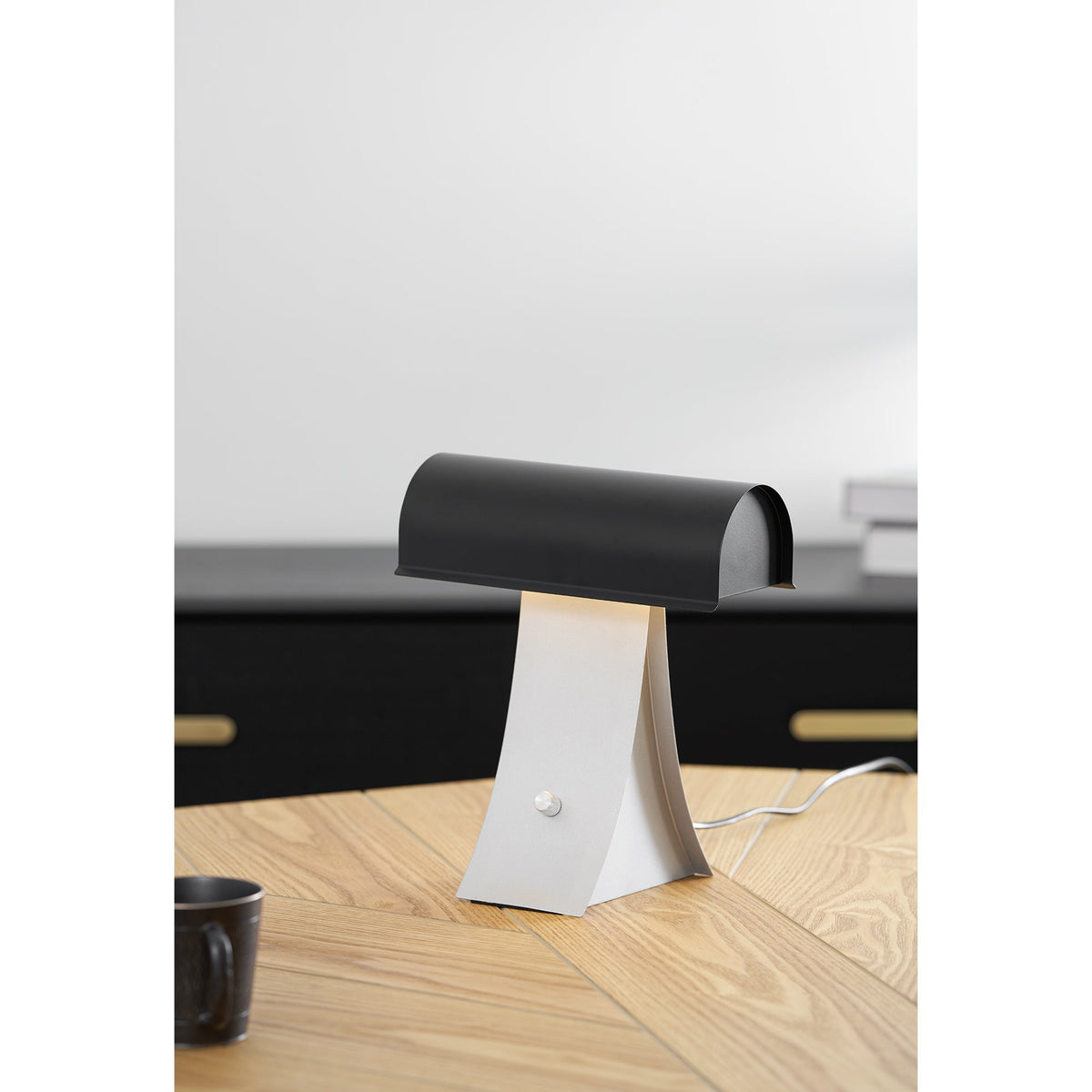Noirvian lámpara de mesa
