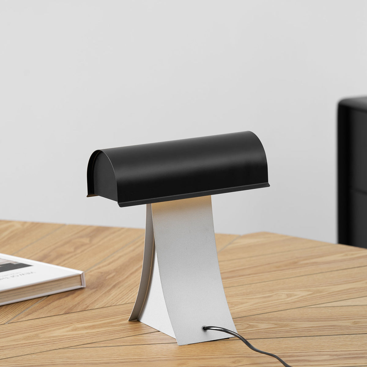 Noirvian lámpara de mesa