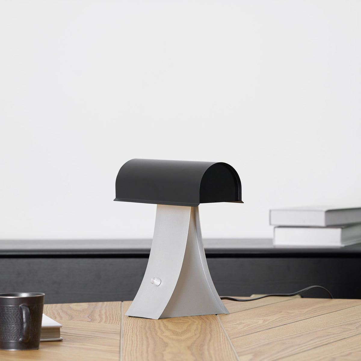 Noirvian lámpara de mesa