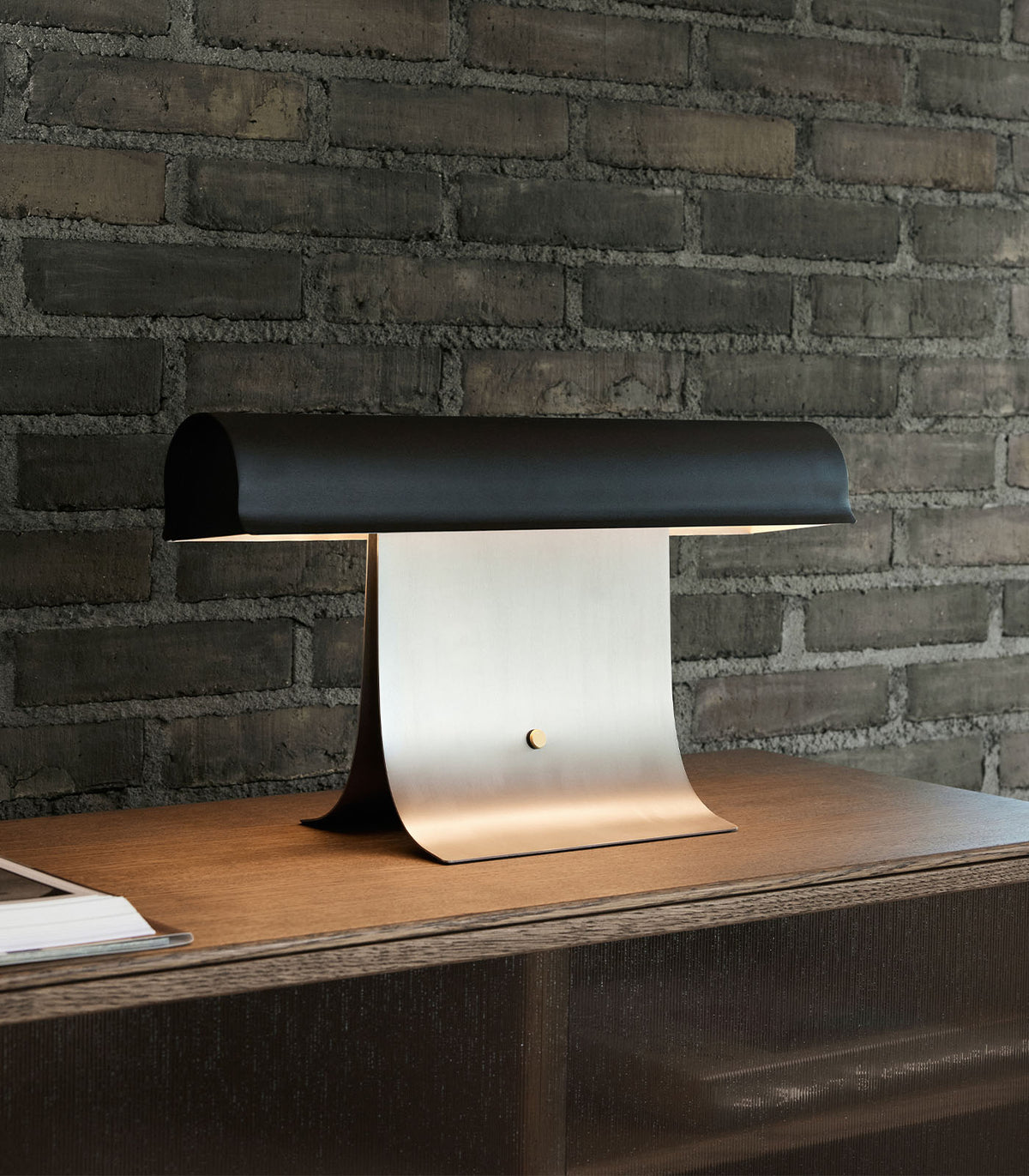 Liorven lámpara de mesa industrial de acero