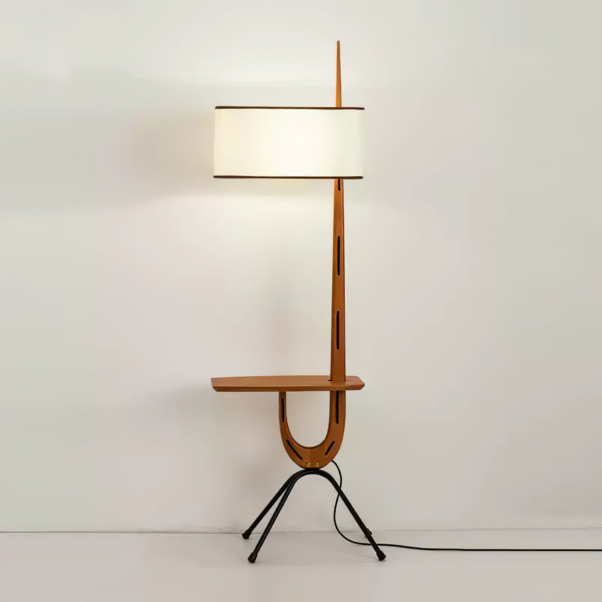 Vemara lámpara de pie de madera estilo mid-century