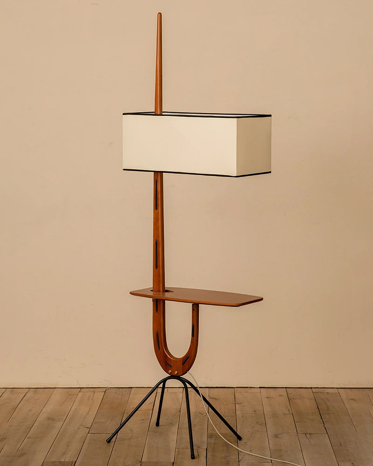 Vemara lámpara de pie de madera estilo mid-century