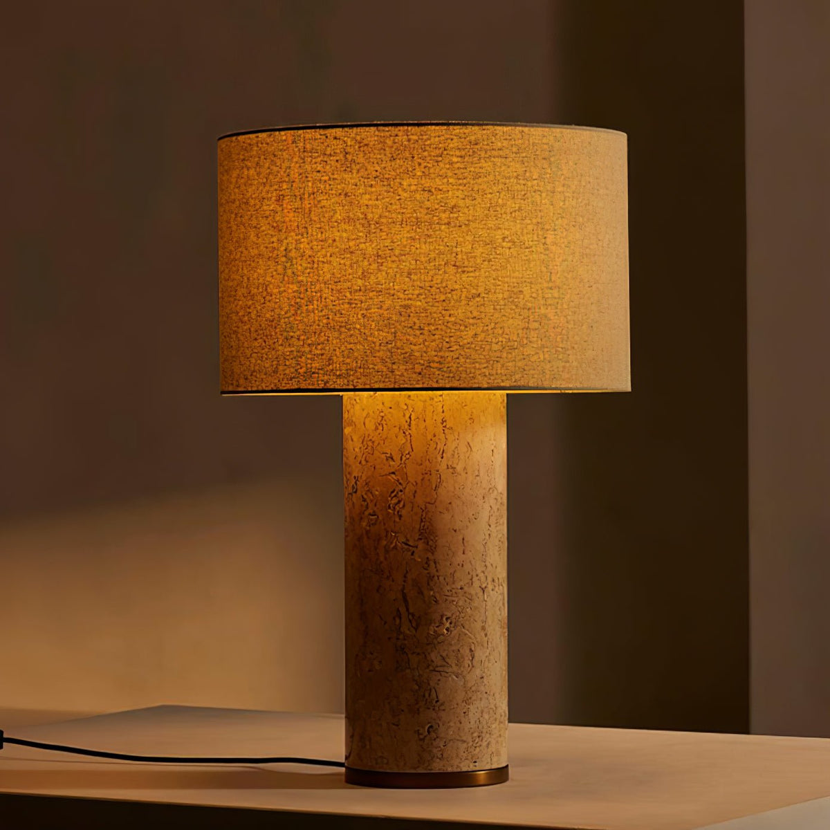 Vonoryra lámpara de mesa cilíndrica de travertino