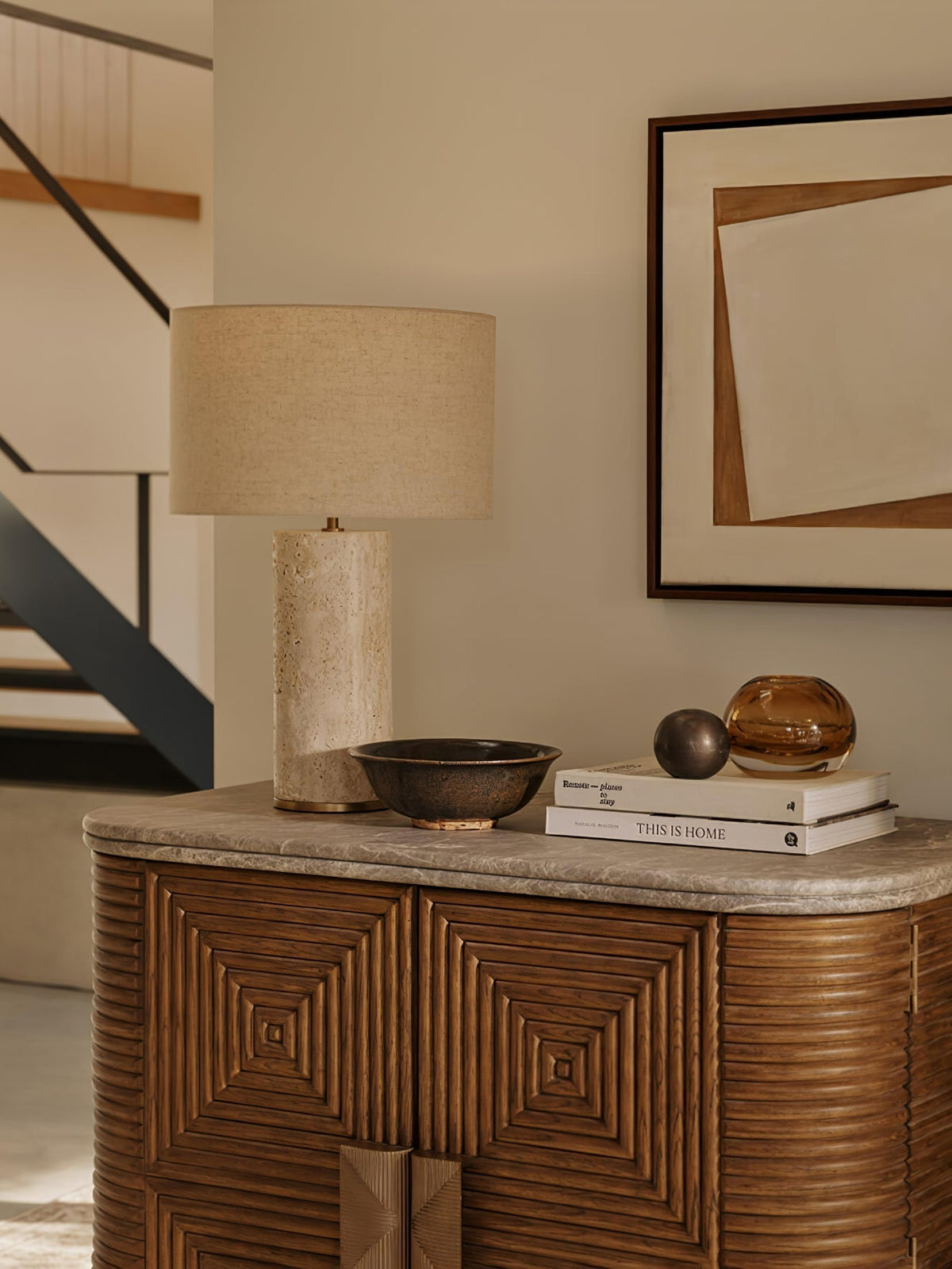 Vonoryra lámpara de mesa cilíndrica de travertino
