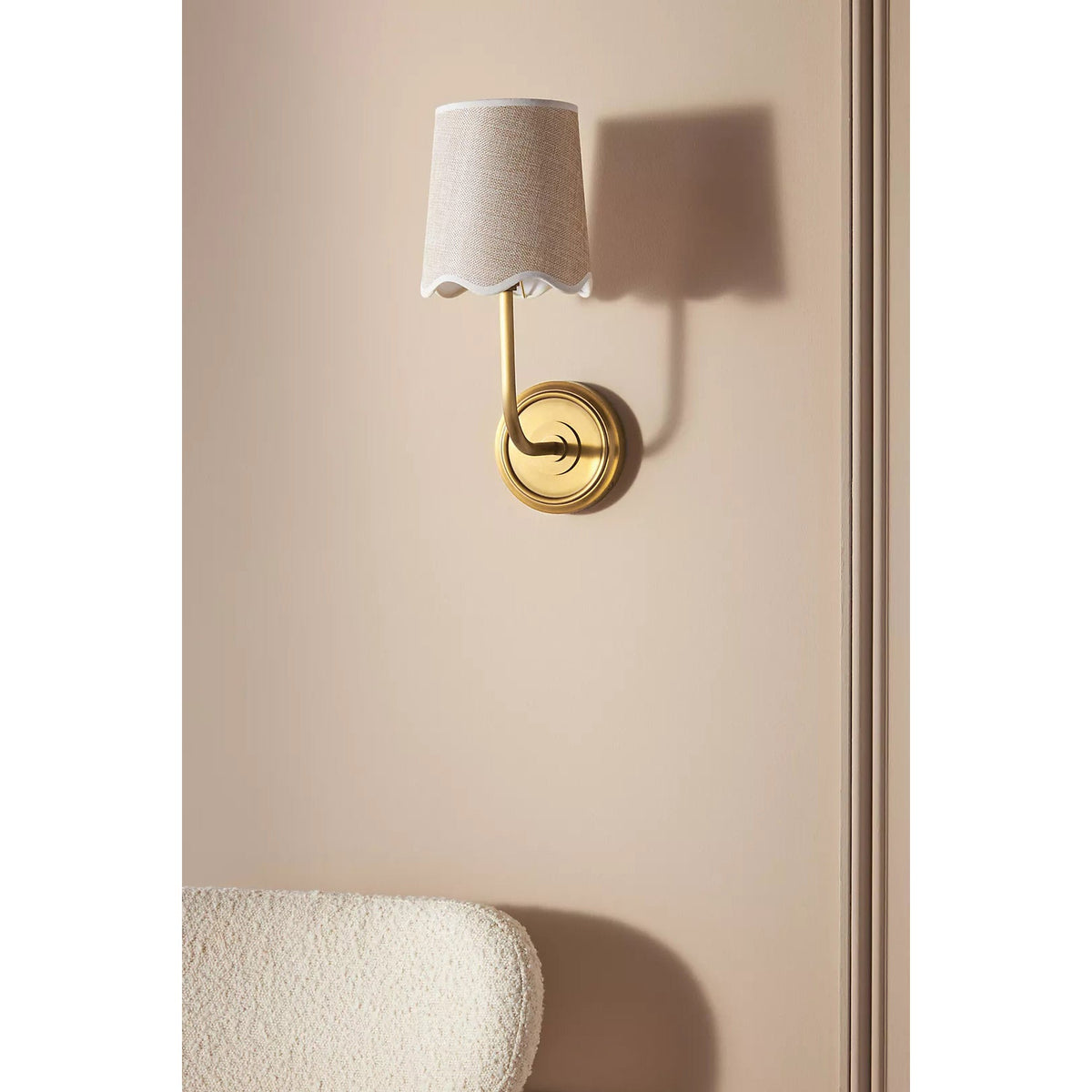 Sifuvyo aplique de pared moderno minimalista de tela y metal