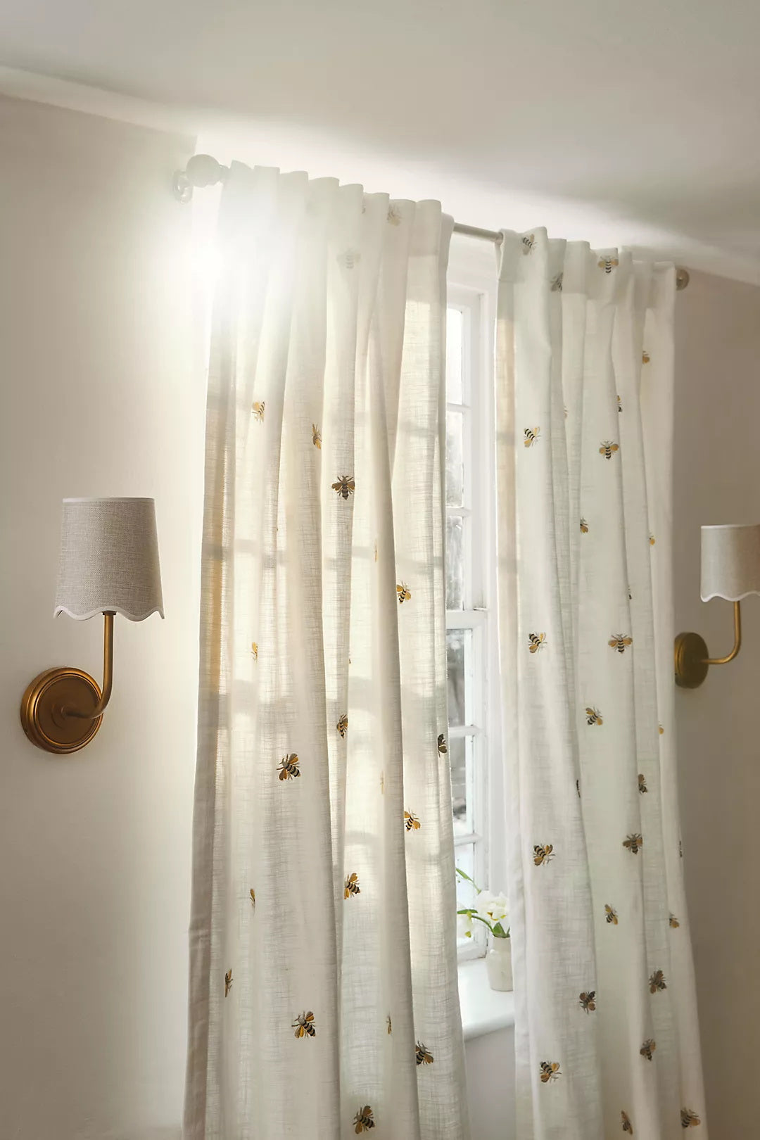 Sifuvyo aplique de pared moderno minimalista de tela y metal