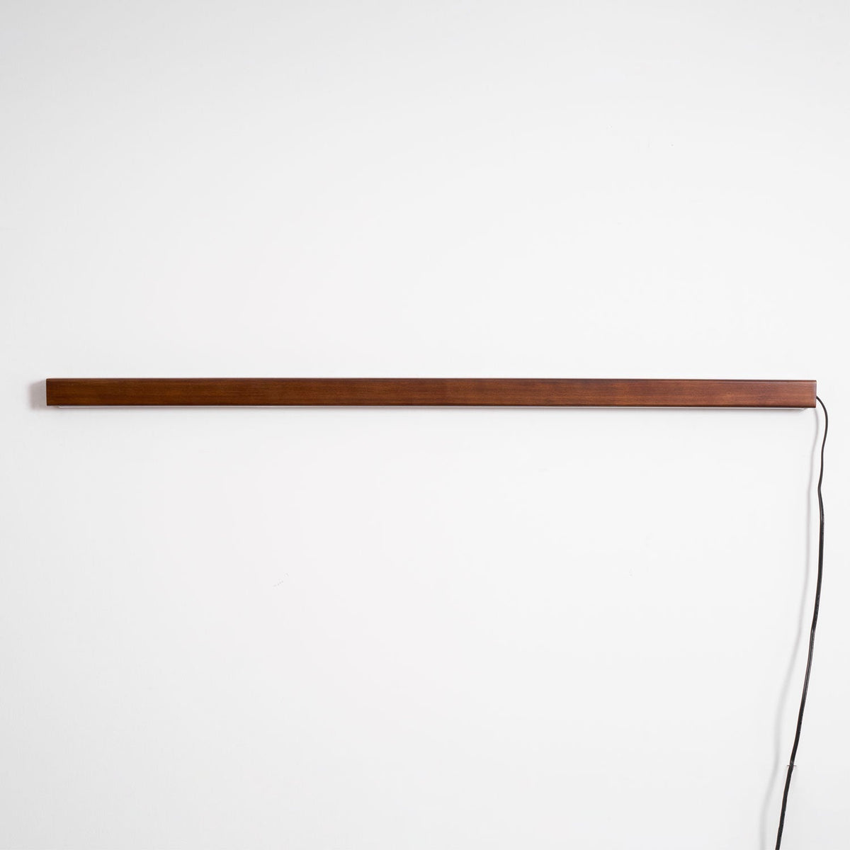 Bryf aplique de pared lineal de madera con enchufe enchufable