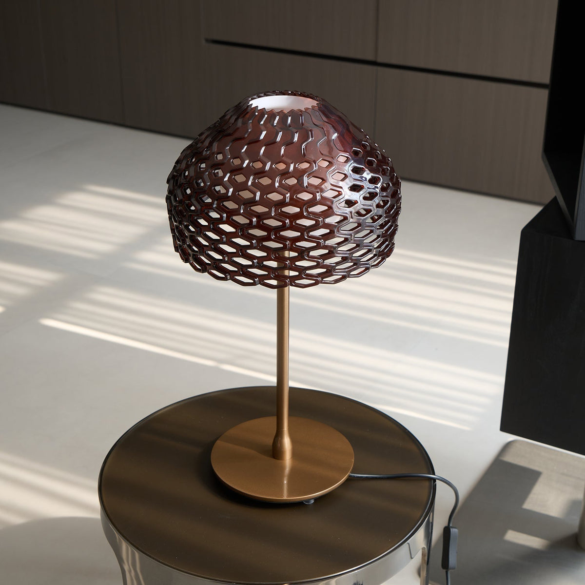 Vintace lámpara de mesa industrial de plástico