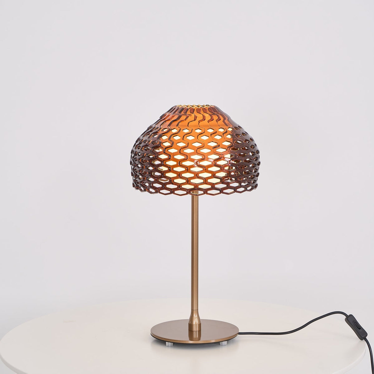 Vintace lámpara de mesa industrial de plástico