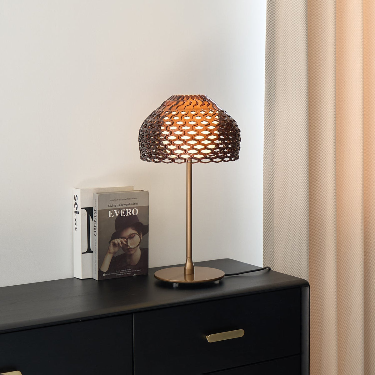 Vintace lámpara de mesa industrial de plástico