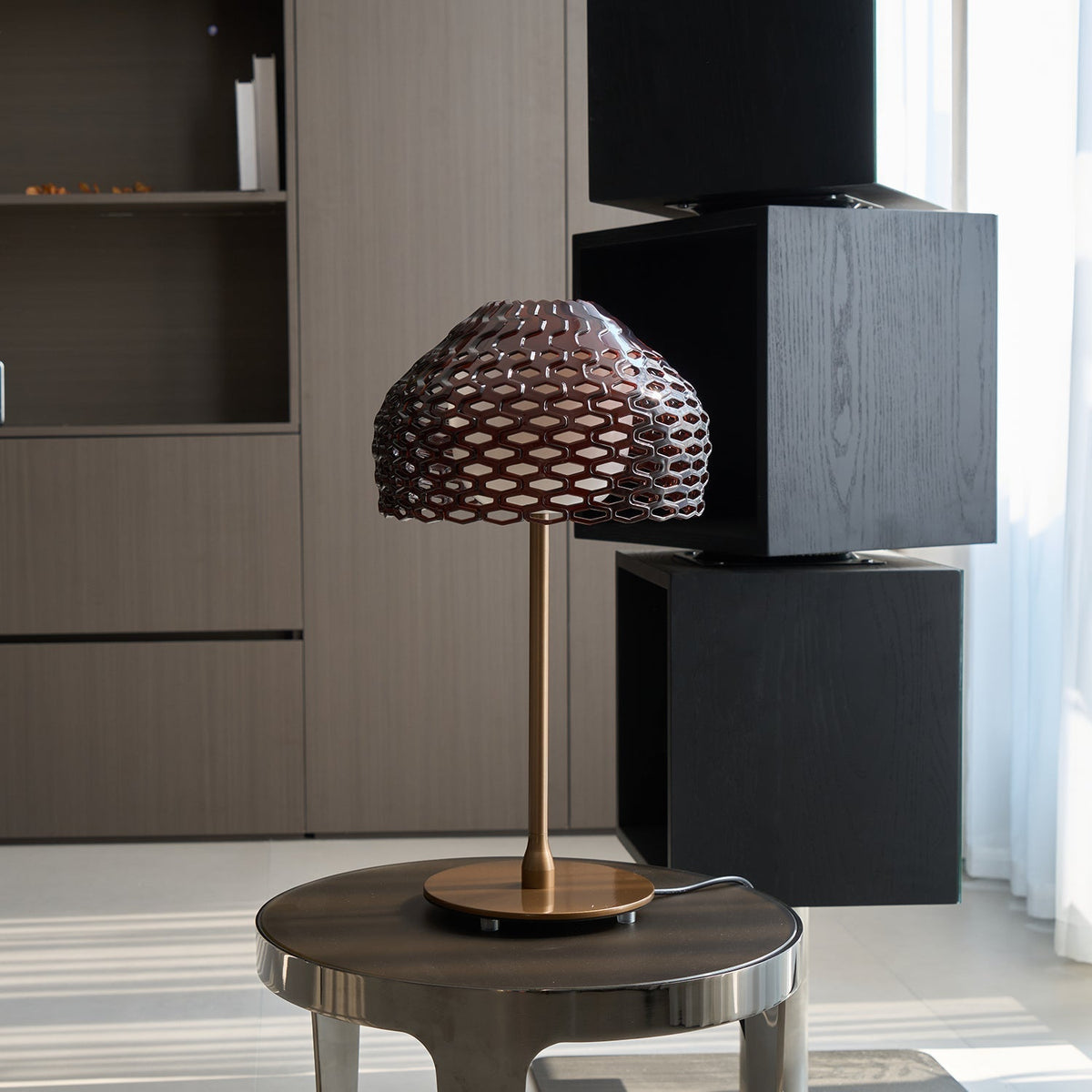 Vintace lámpara de mesa industrial de plástico