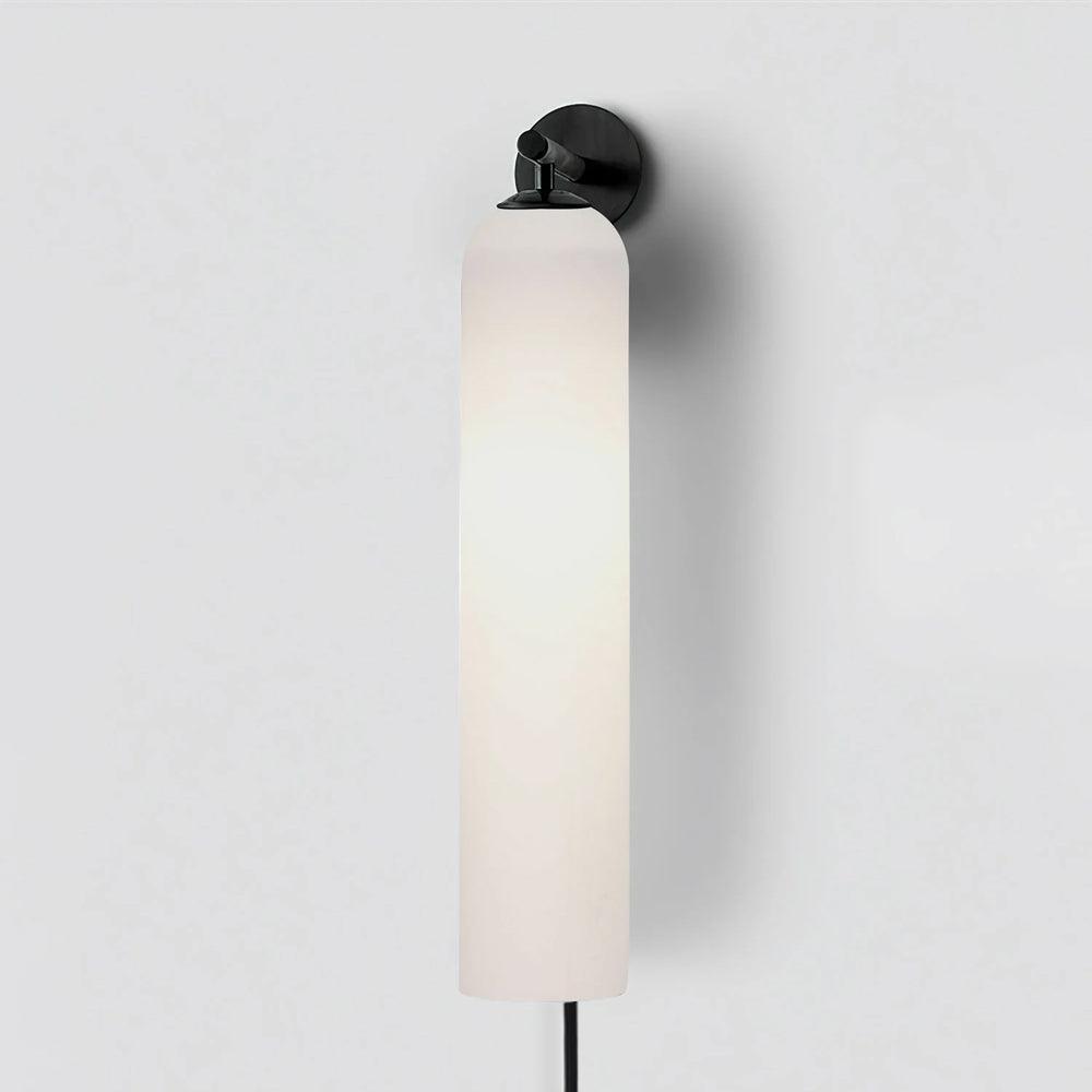 Aplique de pared con cilindro de vidrio y enchufe enchufable