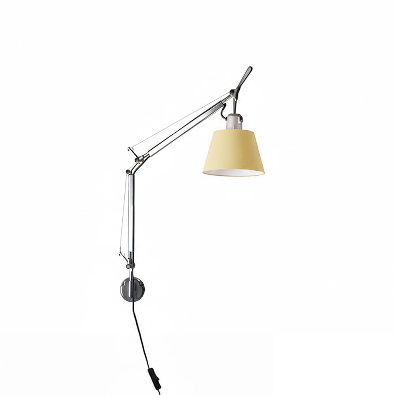 Costanza aplique de pared regulable con cableado fijo enchufable