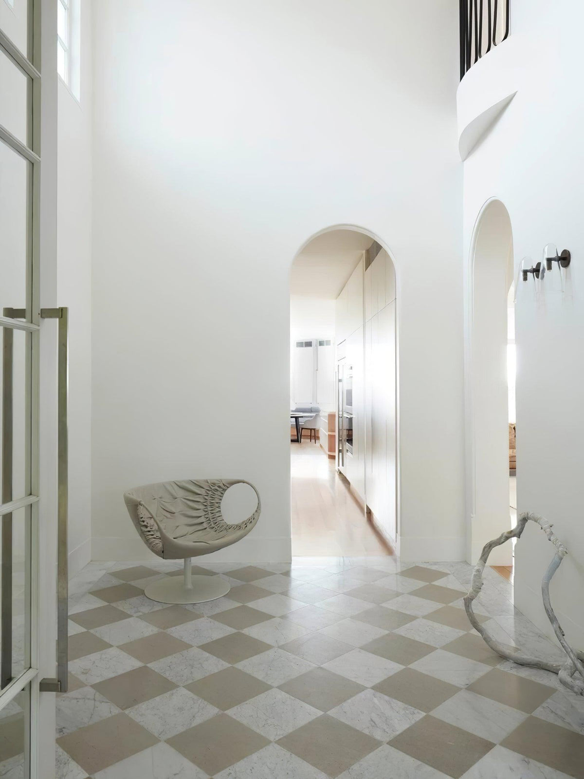 Lioririella aplique de pared con pantalla de vidrio cónico