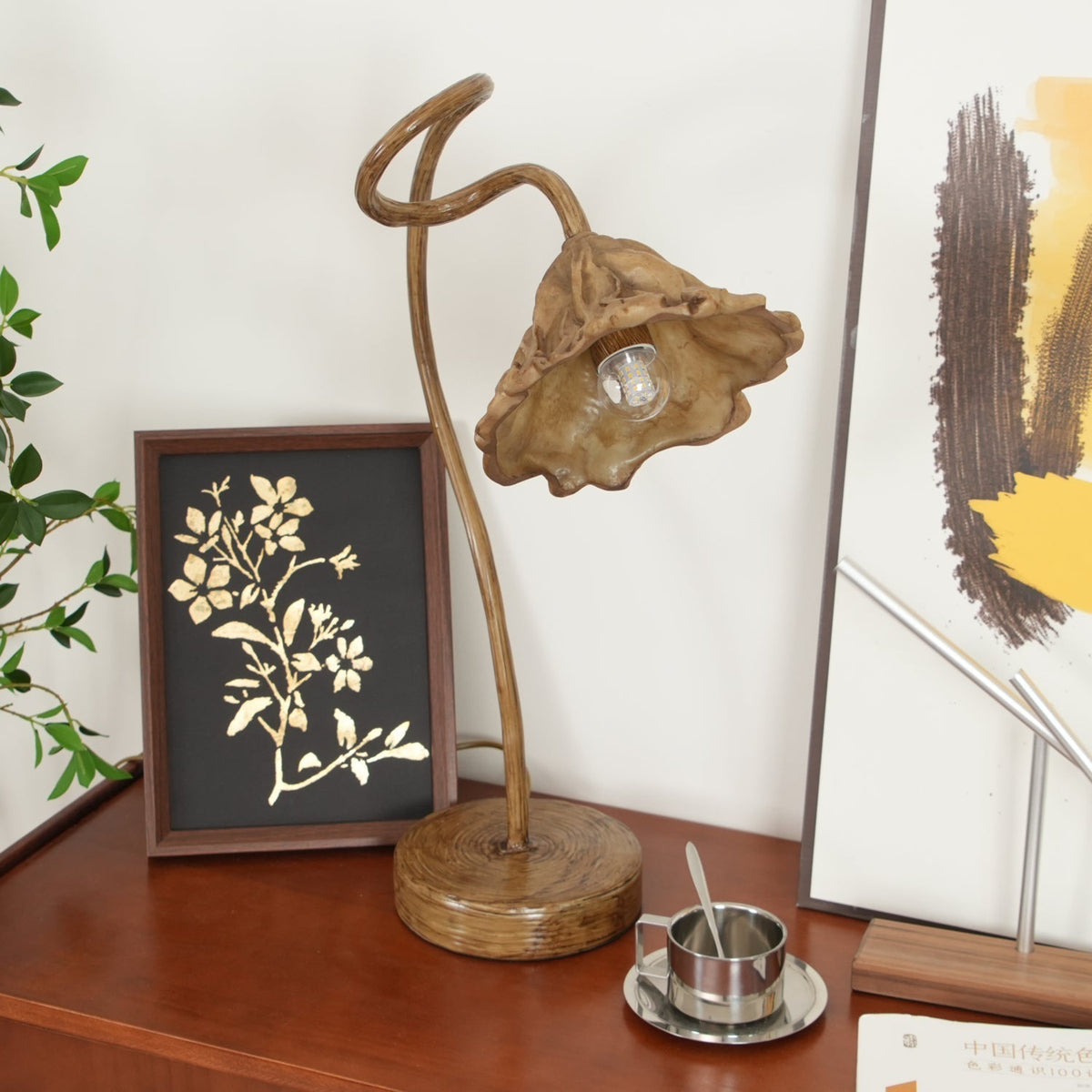Velanella lámpara de mesa de resina